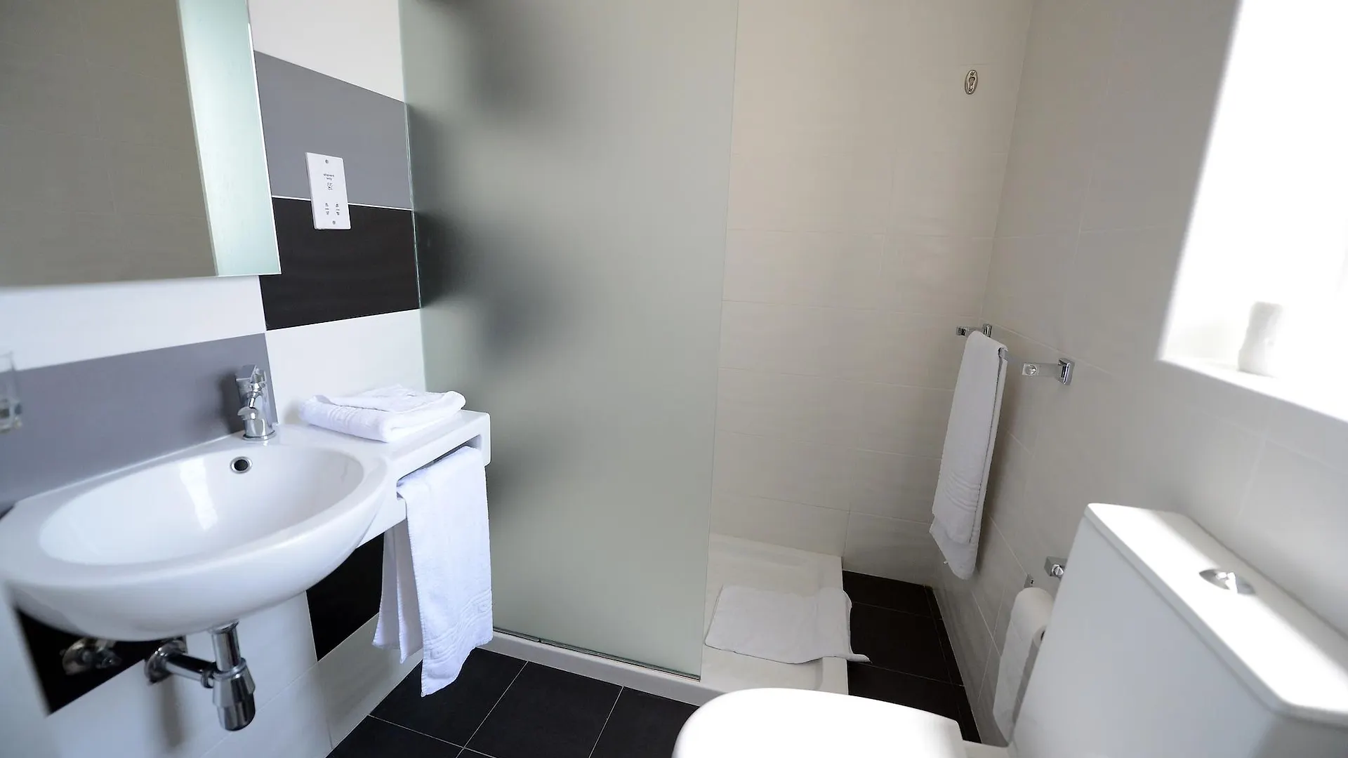 Day'S Inn Hotel And Residence Sliema
