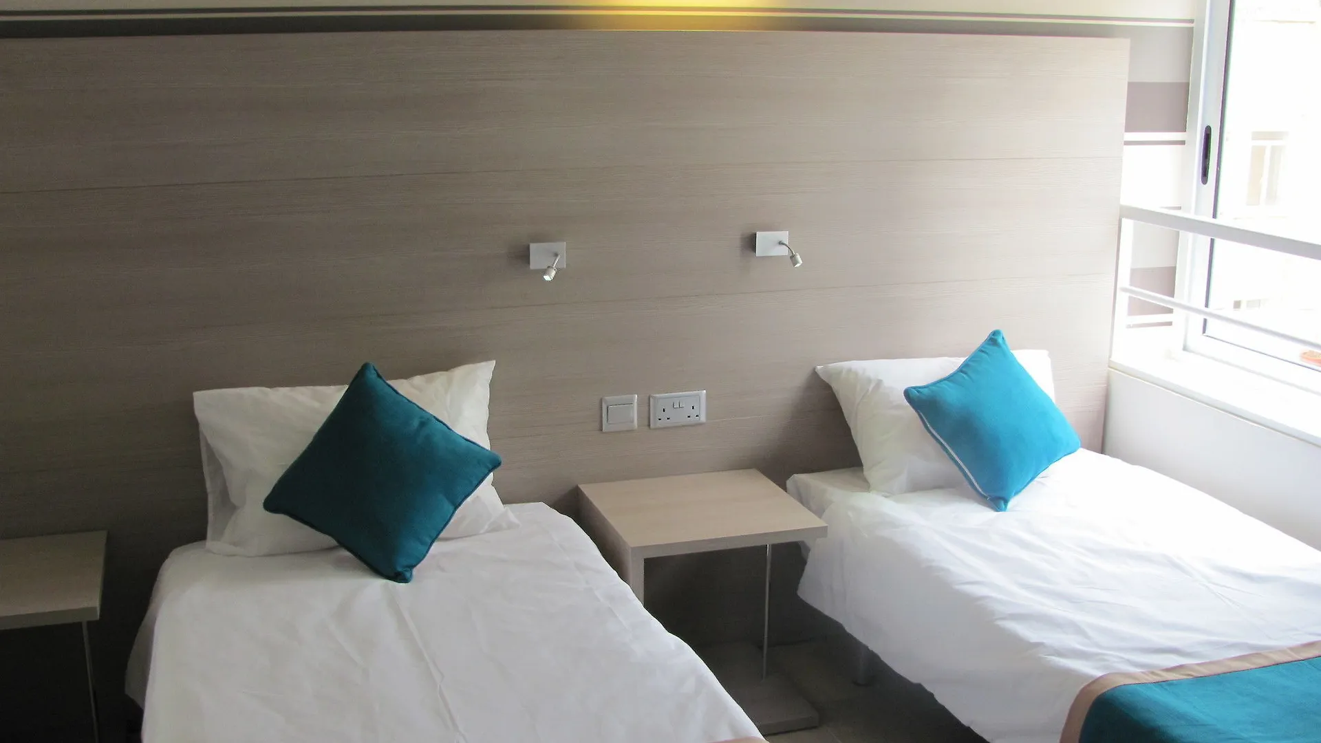 Day'S Inn Hotel And Residence Sliema