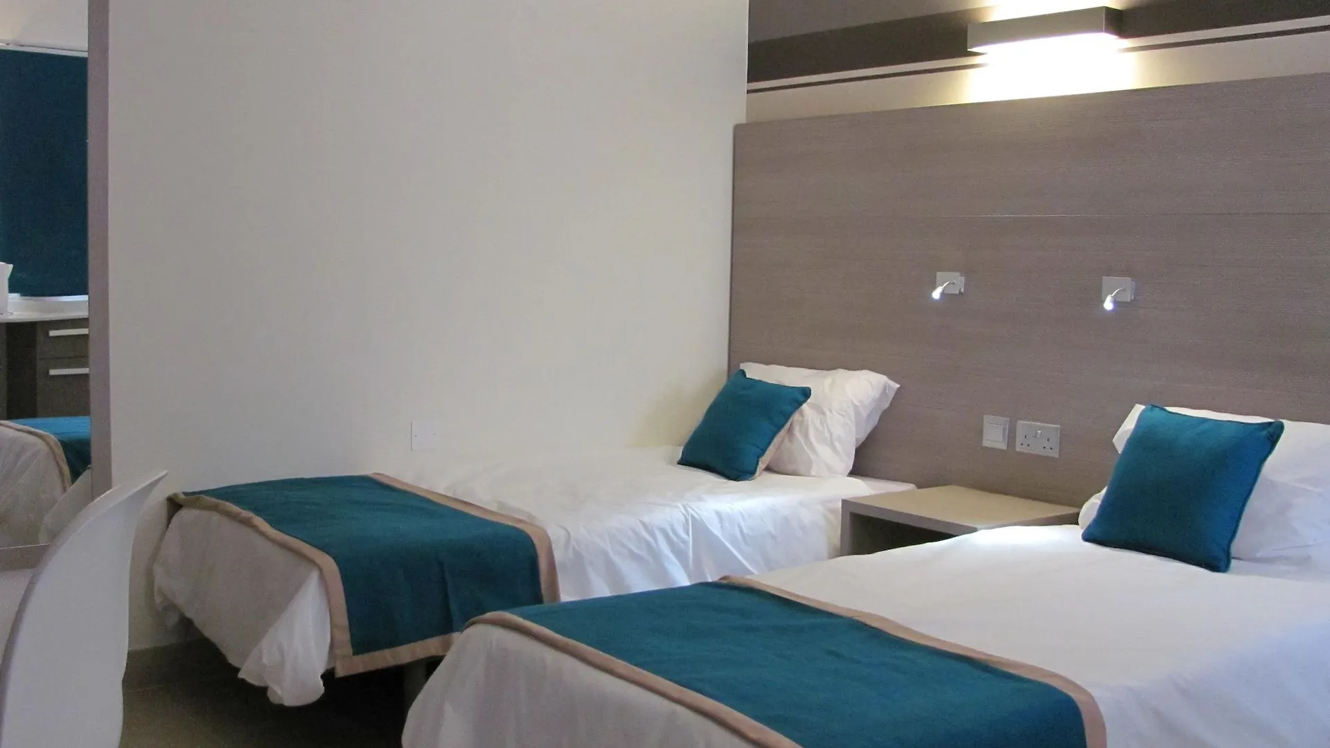 Day'S Inn Hotel And Residence Sliema